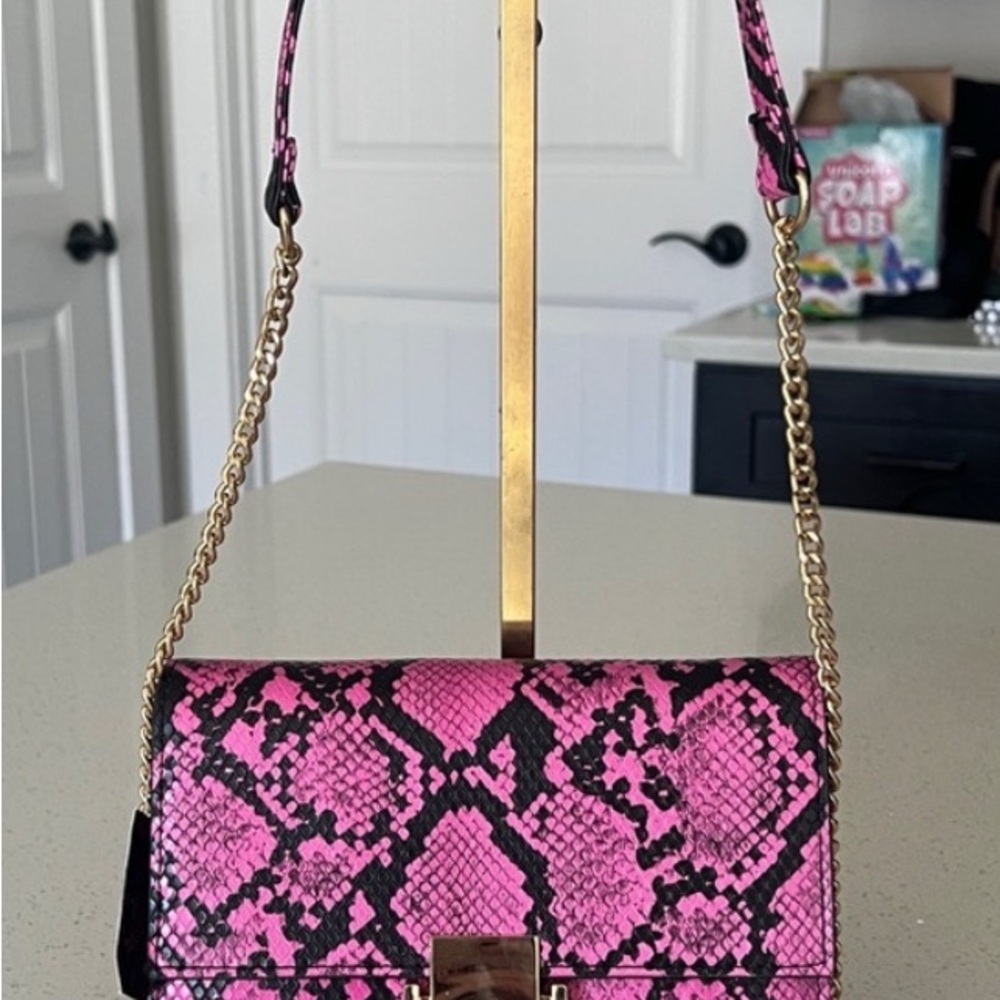 Olivia Miller crossbody